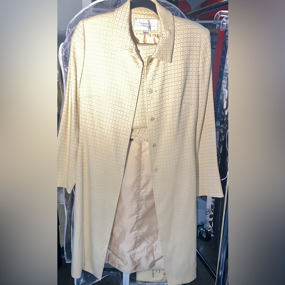 TAHARI- Pastel Yellow Jacket/Skirt Set - Picture 2 of 6